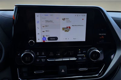 2025 Toyota Highlander Hybrid XLE