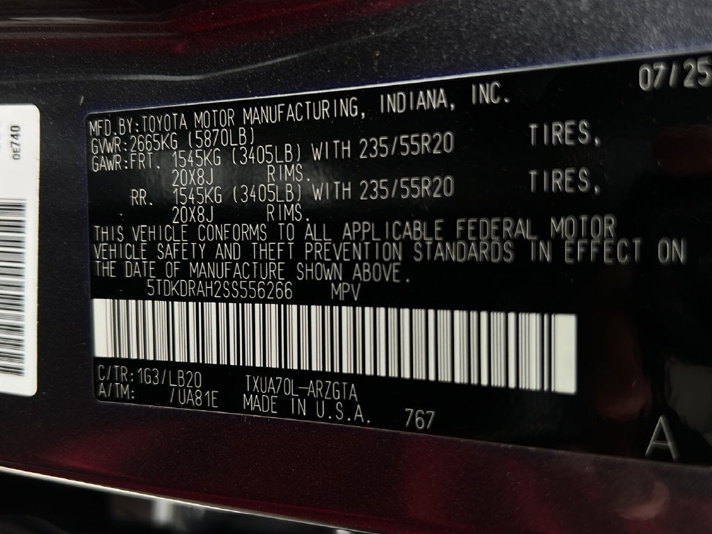 2025 Toyota Highlander LE