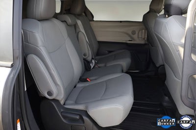 2023 Toyota Sienna XLE