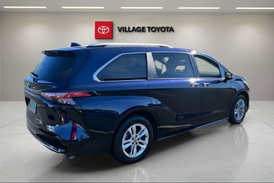 2022 Toyota Sienna Limited
