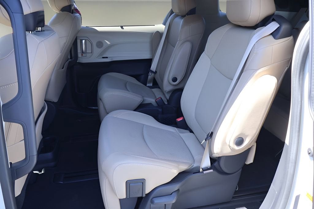2021 Toyota Sienna Limited