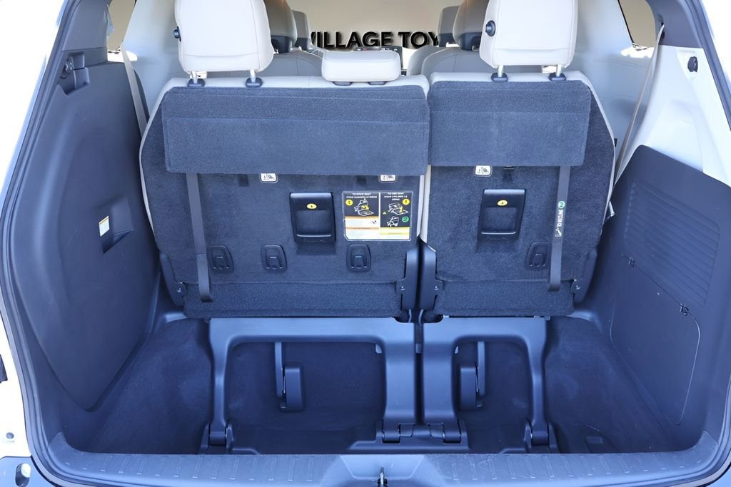 2021 Toyota Sienna Limited