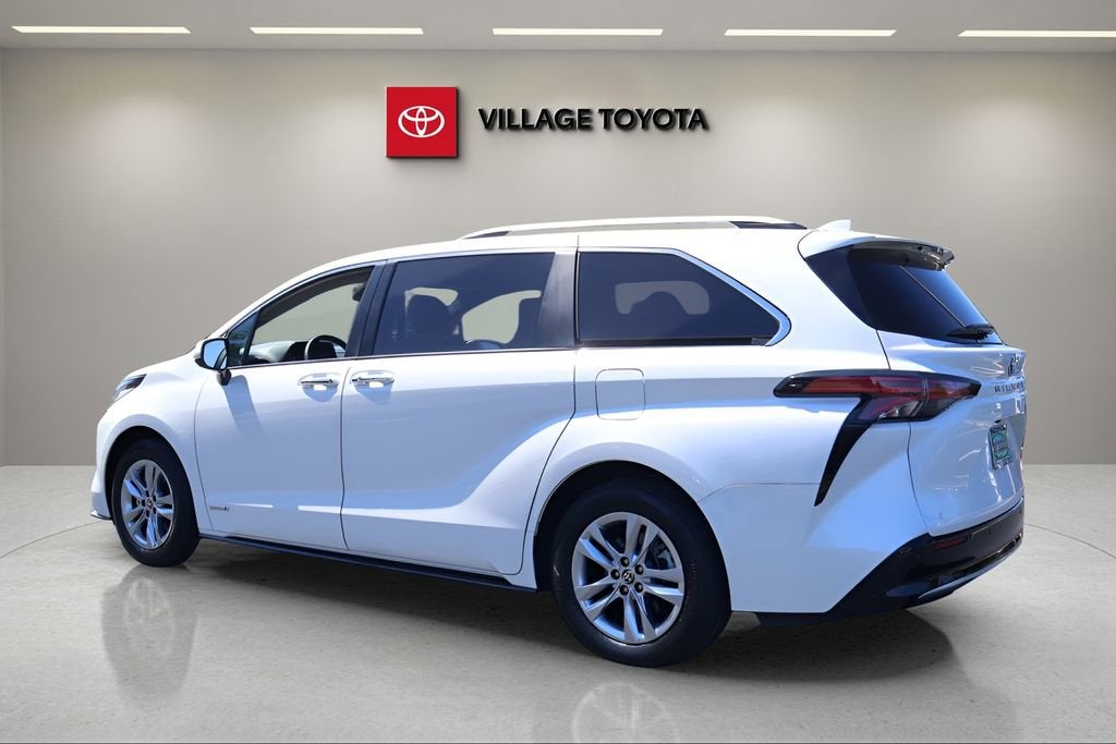 2021 Toyota Sienna Limited