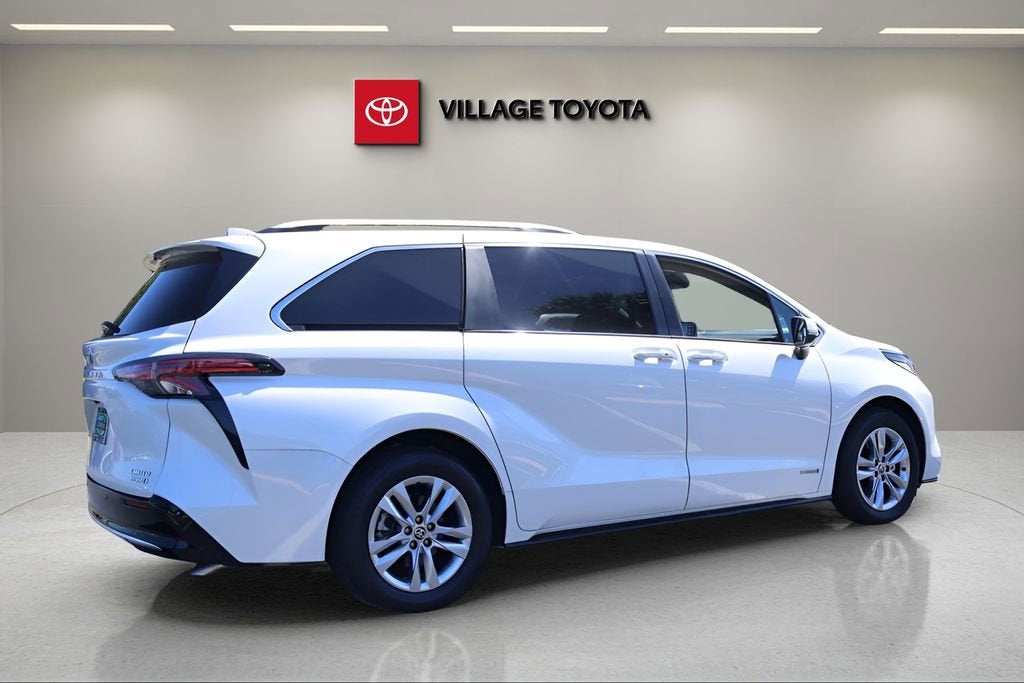2021 Toyota Sienna Limited
