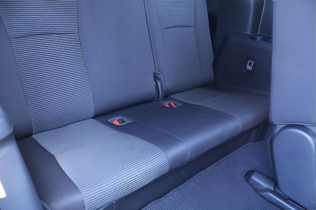 2020 Toyota Highlander LE