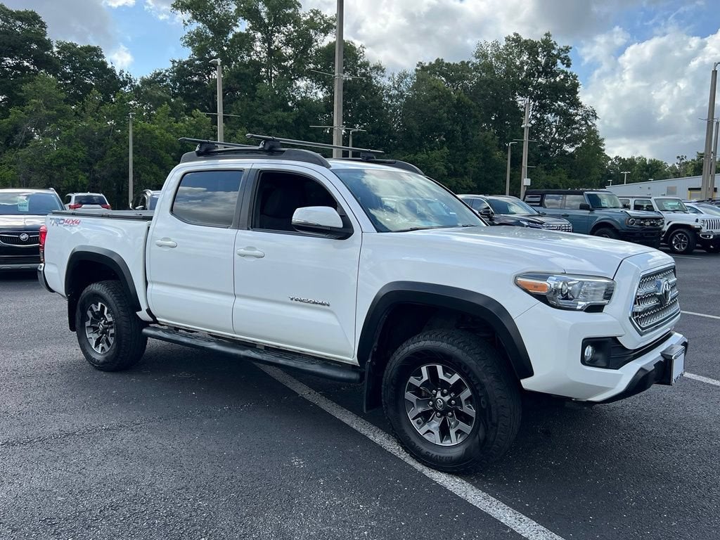 2017 Toyota Tacoma SR5