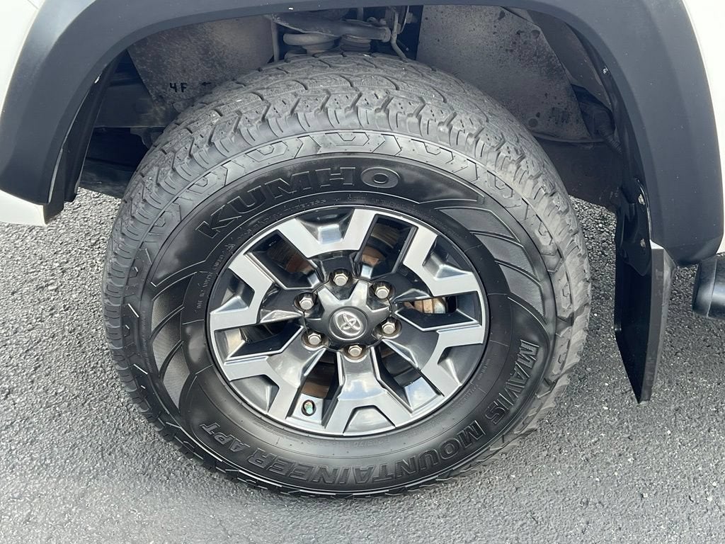 2017 Toyota Tacoma SR5