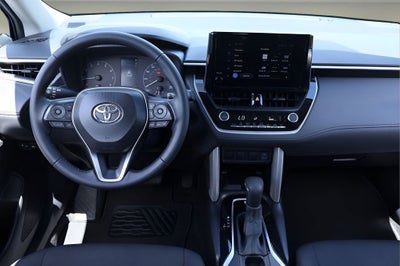 2025 Toyota Corolla Cross LE