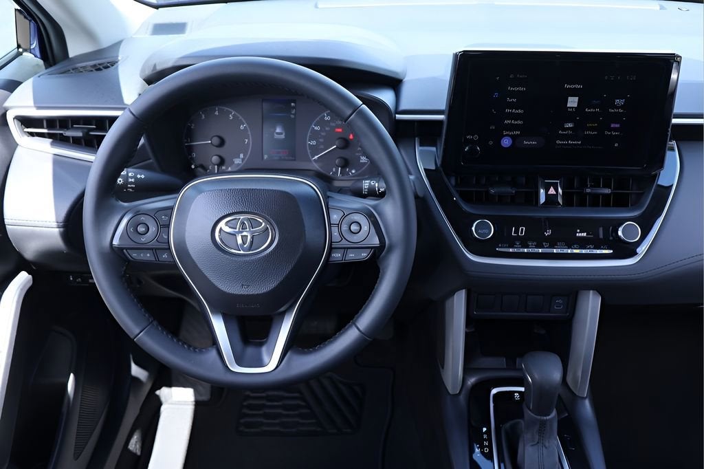 2025 Toyota Corolla Cross LE