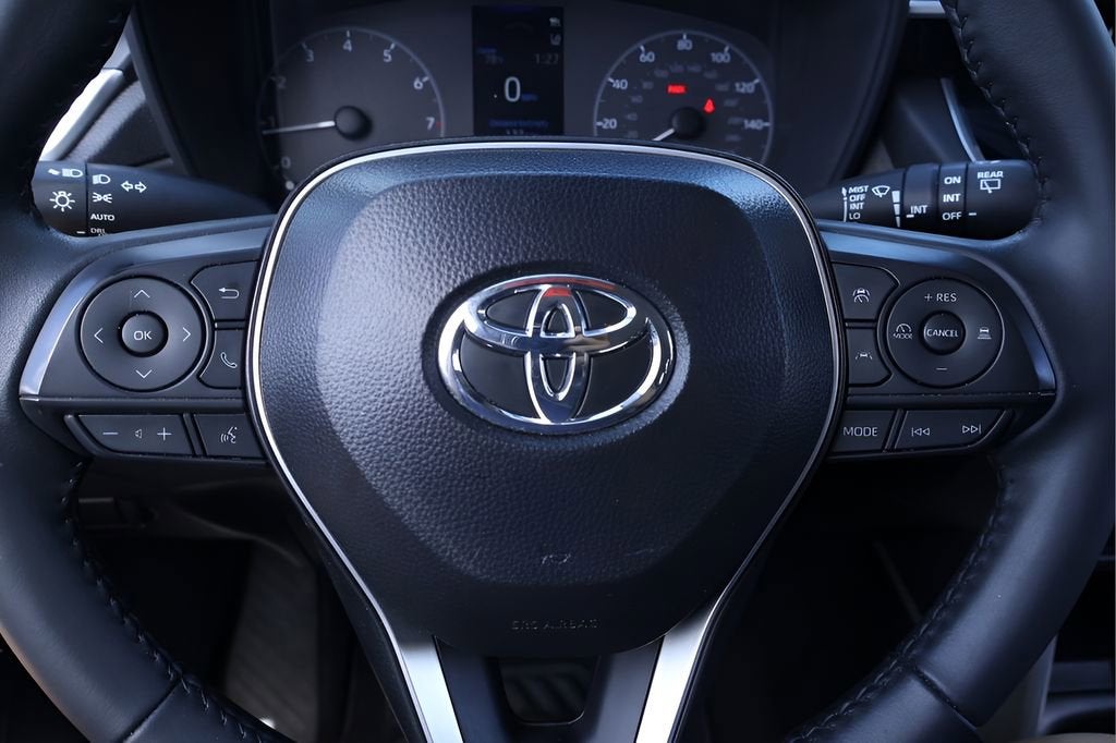 2025 Toyota Corolla Cross LE