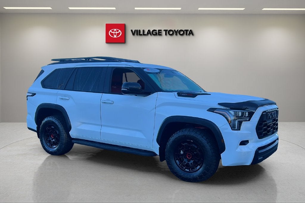 2025 Toyota Sequoia SR5