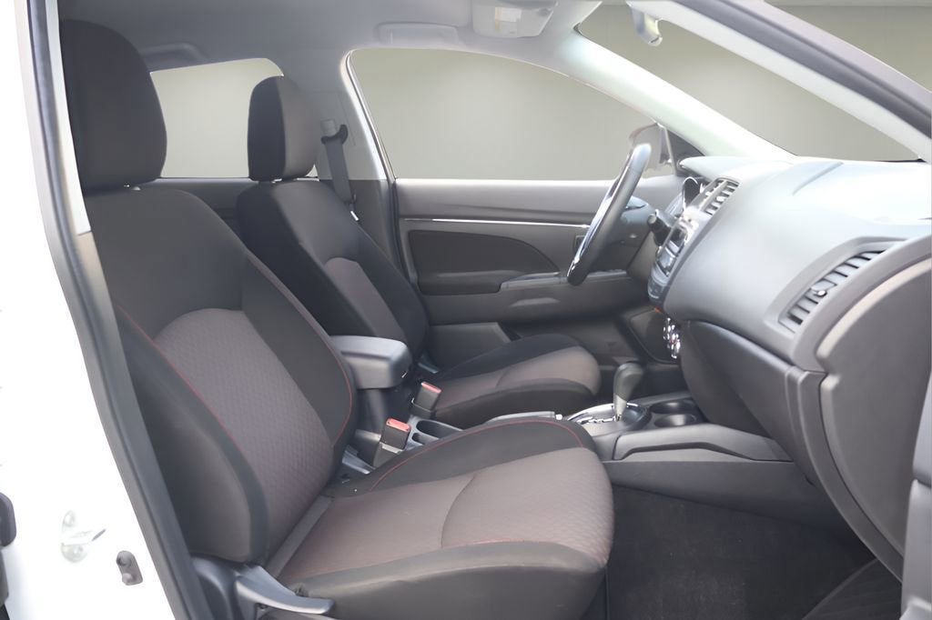 2017 Mitsubishi Outlander Sport ES 2.0