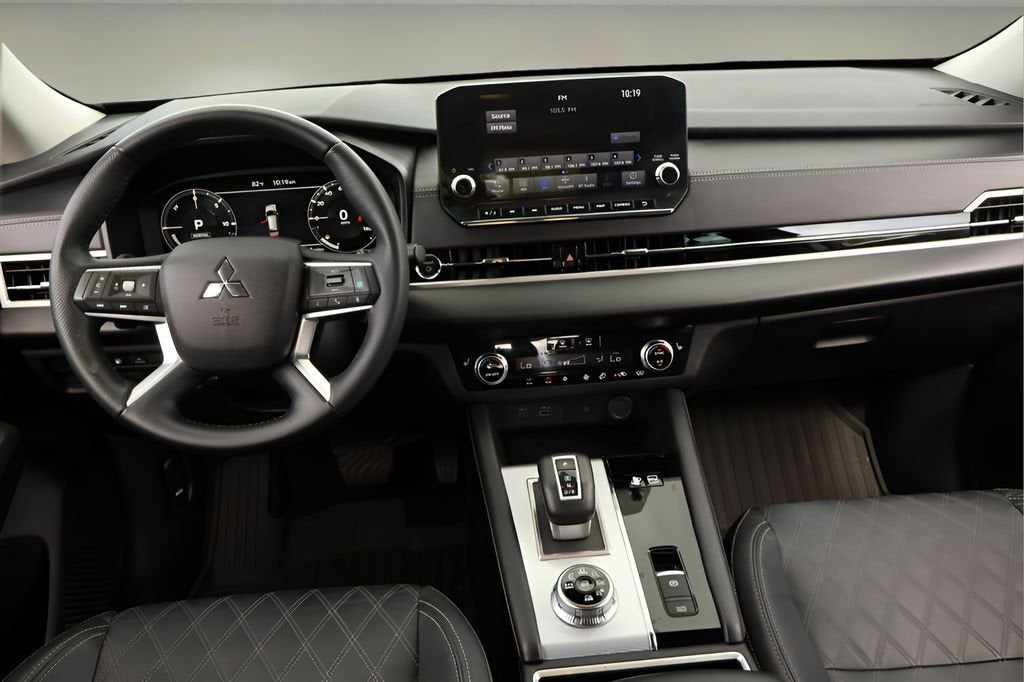 2023 Mitsubishi Outlander PHEV SEL