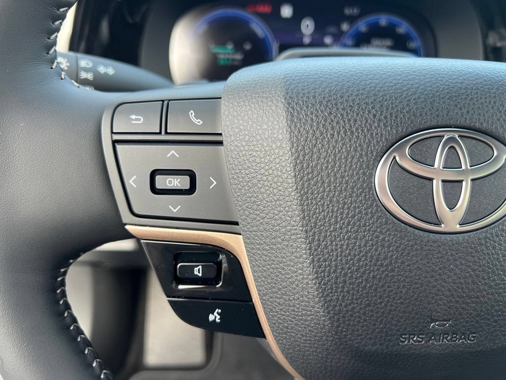 2026 Toyota Crown Signia XLE
