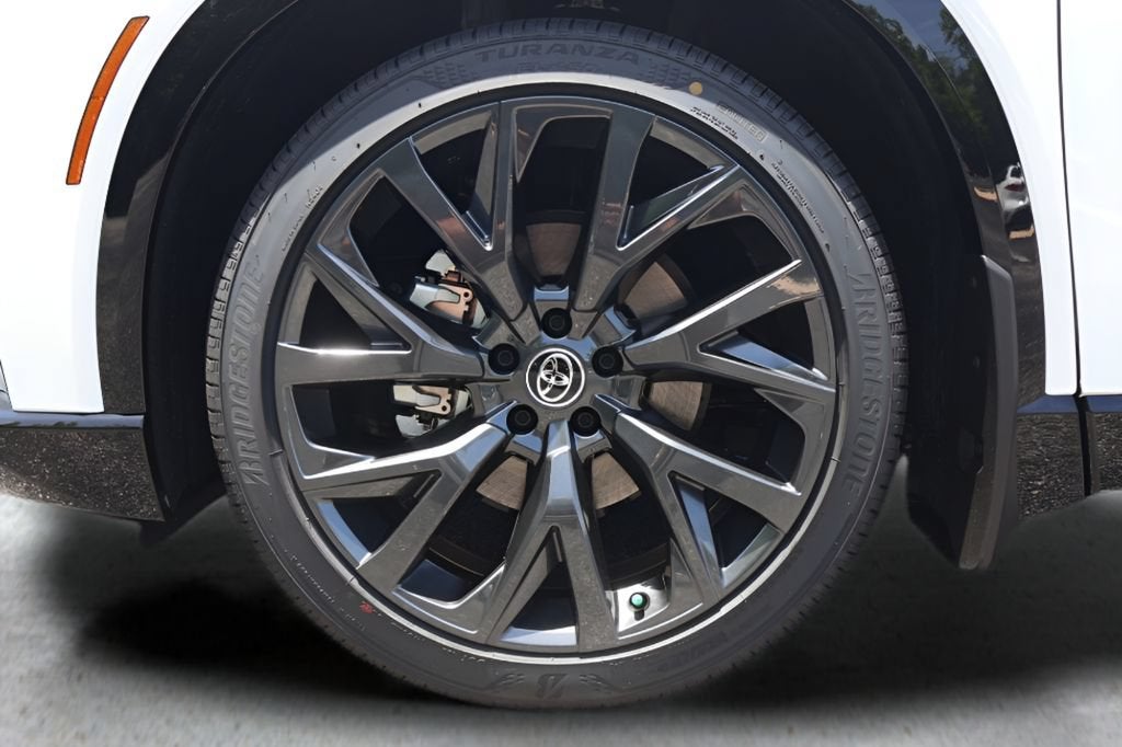 2026 Toyota Crown Signia XLE