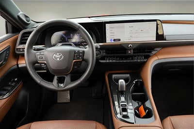2025 Toyota Crown Signia XLE
