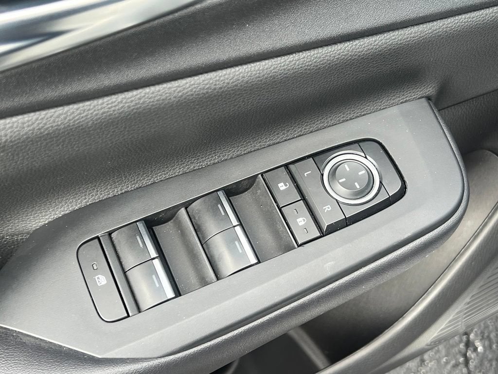 2024 Toyota Prius Prime SE