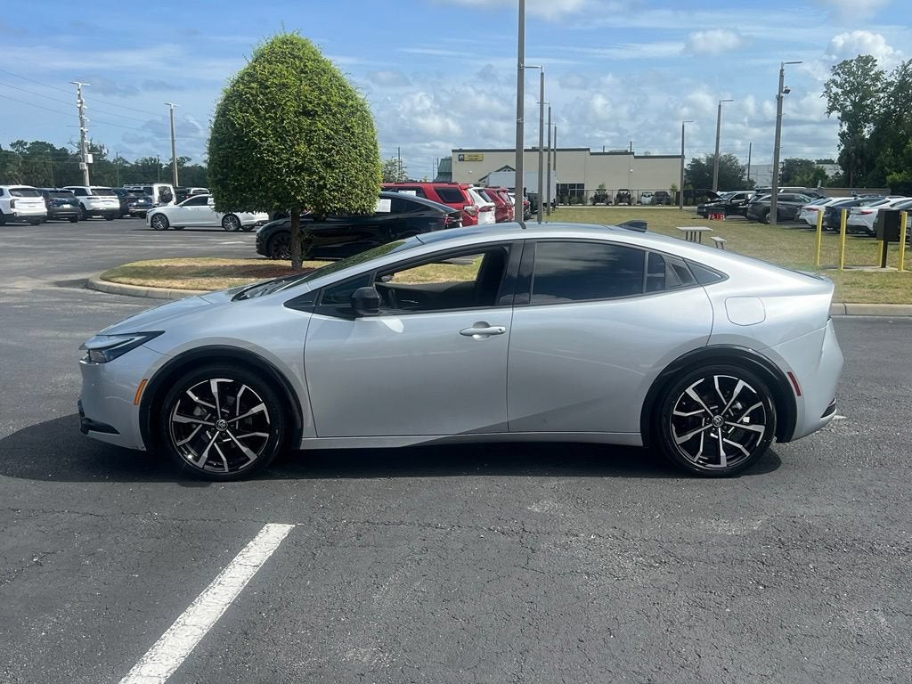 2024 Toyota Prius Prime SE