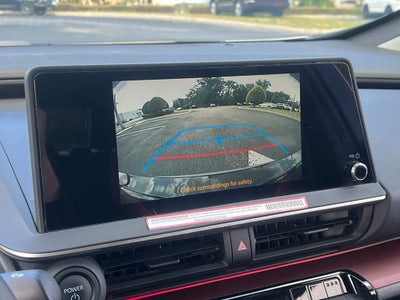 2024 Toyota Prius Prime SE