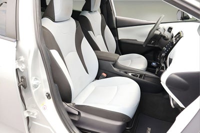 2020 Toyota Prius L Eco
