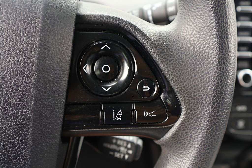 2020 Toyota Prius L Eco