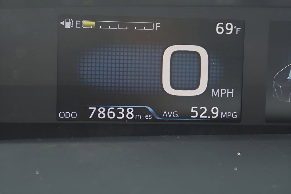 2020 Toyota Prius L Eco
