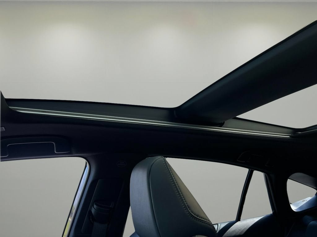 2024 Toyota Venza LE