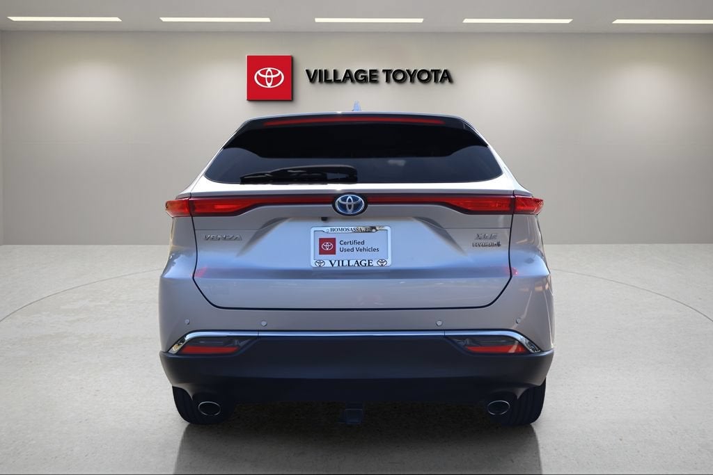 2022 Toyota Venza LE