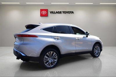 2022 Toyota Venza LE