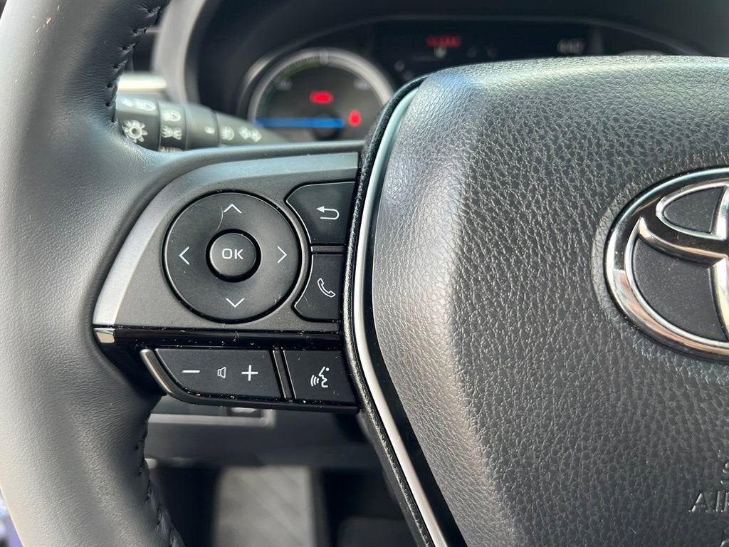 2023 Toyota Venza LE