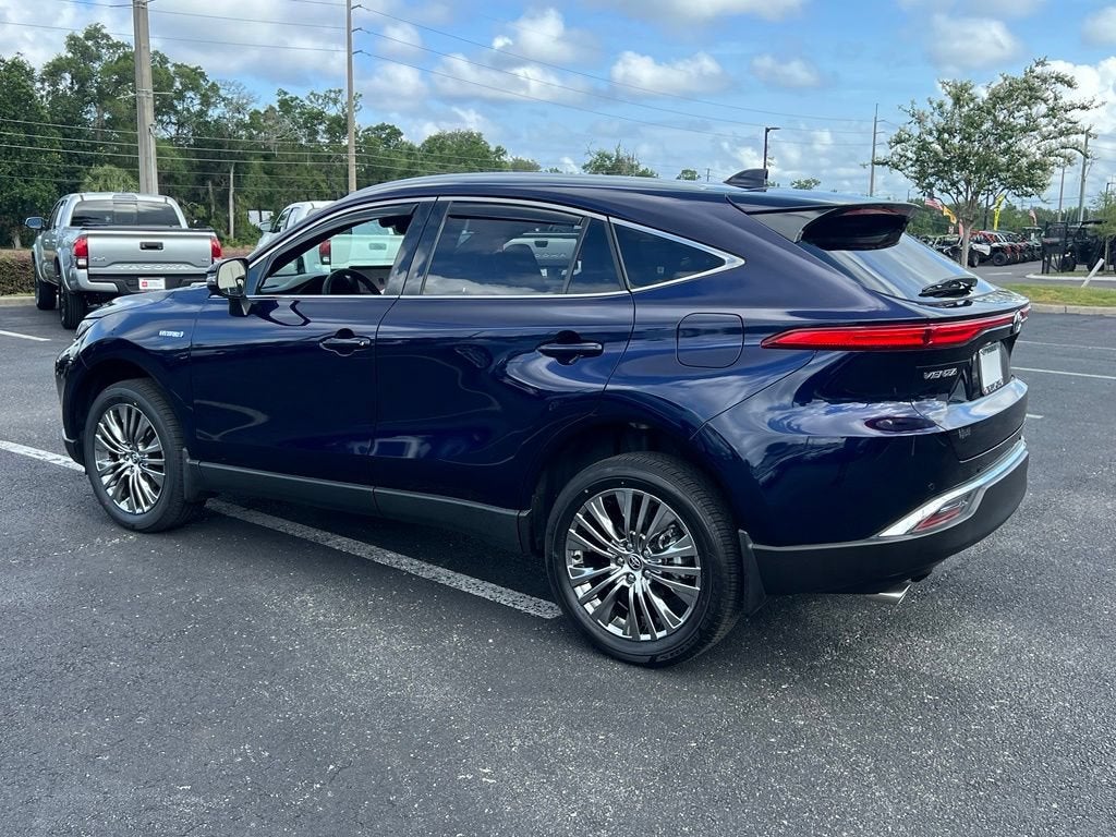 2023 Toyota Venza LE