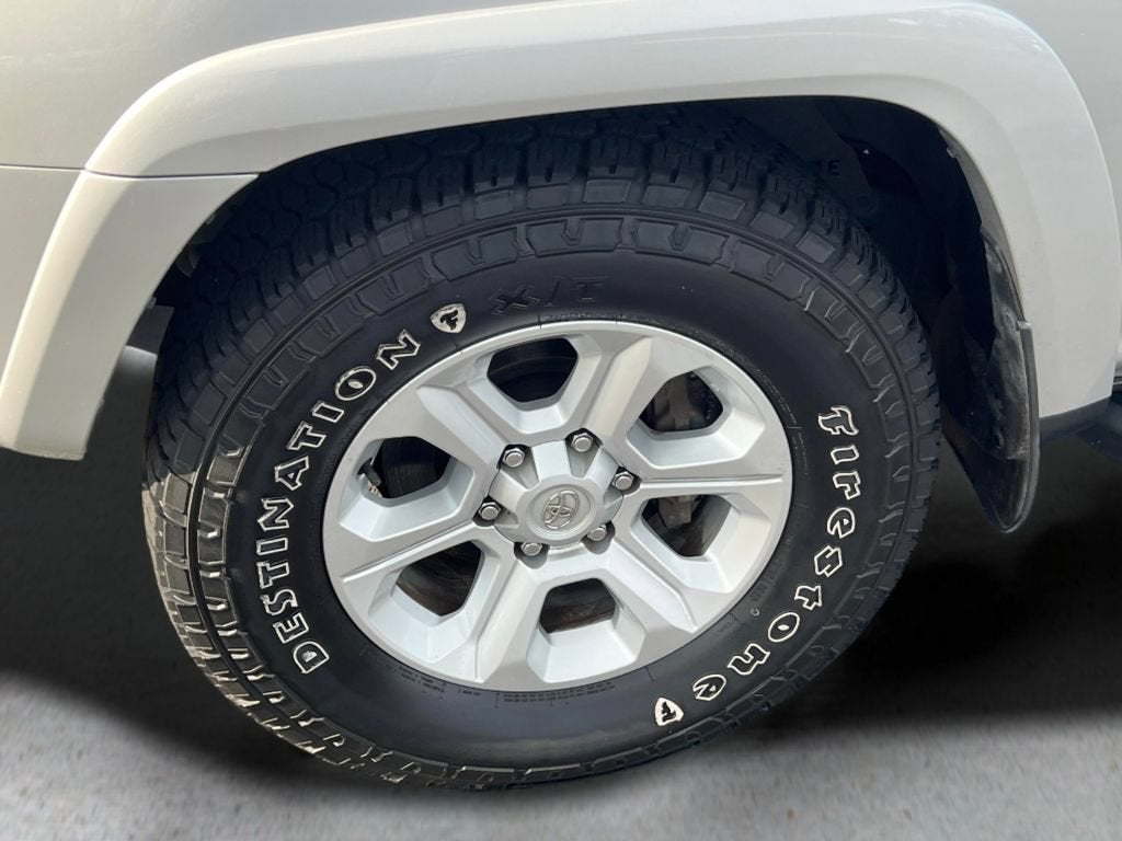 2022 Toyota 4Runner SR5
