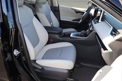 2025 Toyota RAV4 Hybrid XLE Premium