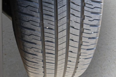 2025 Toyota RAV4 Hybrid XLE Premium