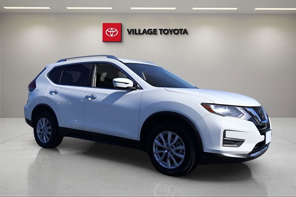 2020 Nissan Rogue SV