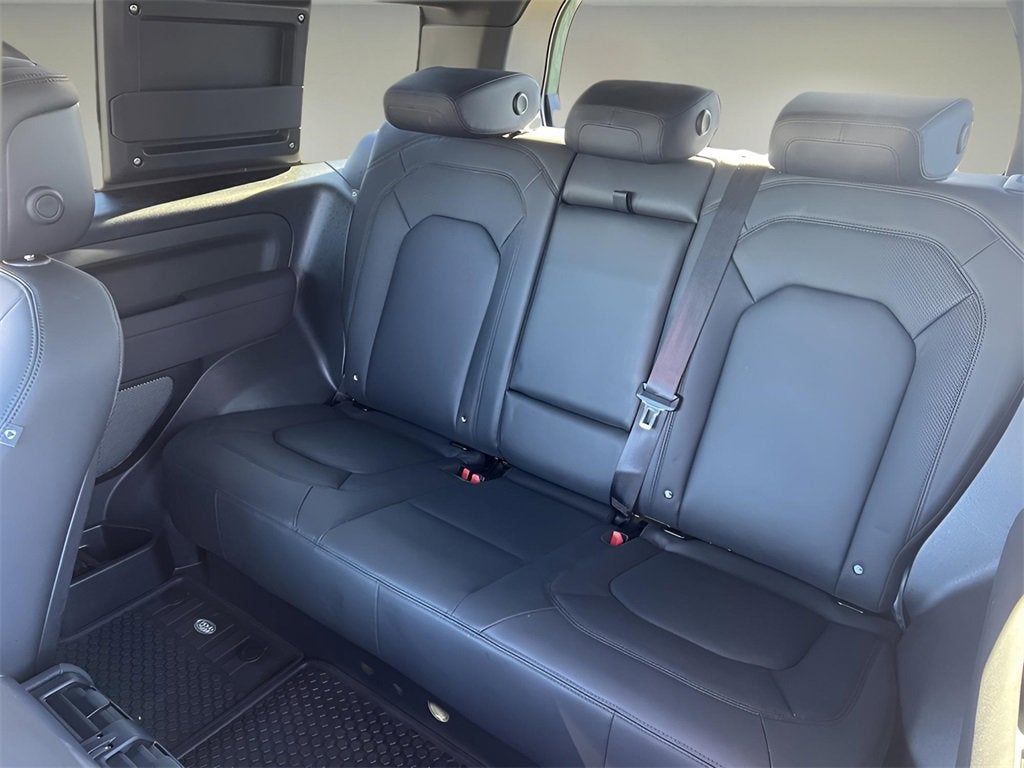 2023 Land Rover Defender 75th Edition